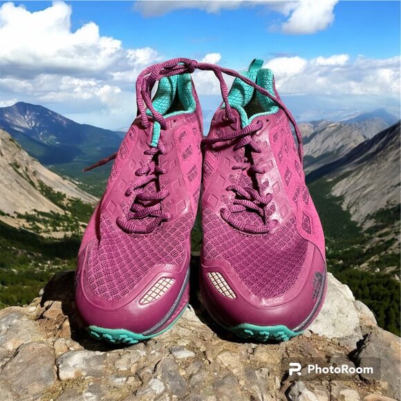 The North Face Shoes - The North Face size 7.5 sneakers